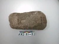 藏品(大型打製石斧)的圖片